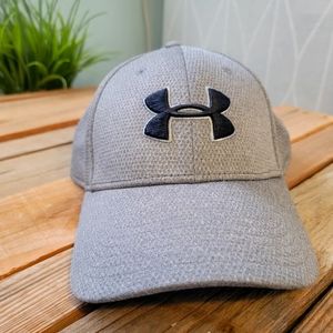 Under Armour Silver Gray Baseball Cap Size L/XL